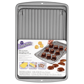 Wilton Bake N Coat Set - bakeware bake house kitchenware bakers supplies baking