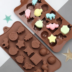 Gingerbread Man Love Chocolate Mold