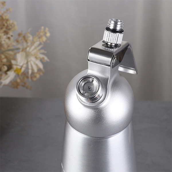 Aluminum Whipped Cream Dispenser