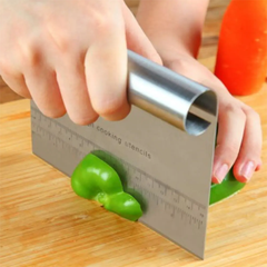 Metal Cake Scraper