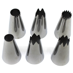 10-Piece Cake Decorating Set - bakeware bake house kitchenware bakers supplies baking