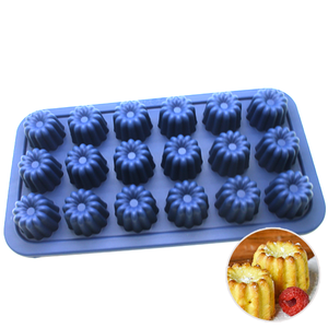Silicone Flower Mini Muffin Tray 18 Cavity