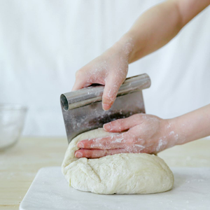 Metal Cake Scraper - bakeware bake house kitchenware bakers supplies baking