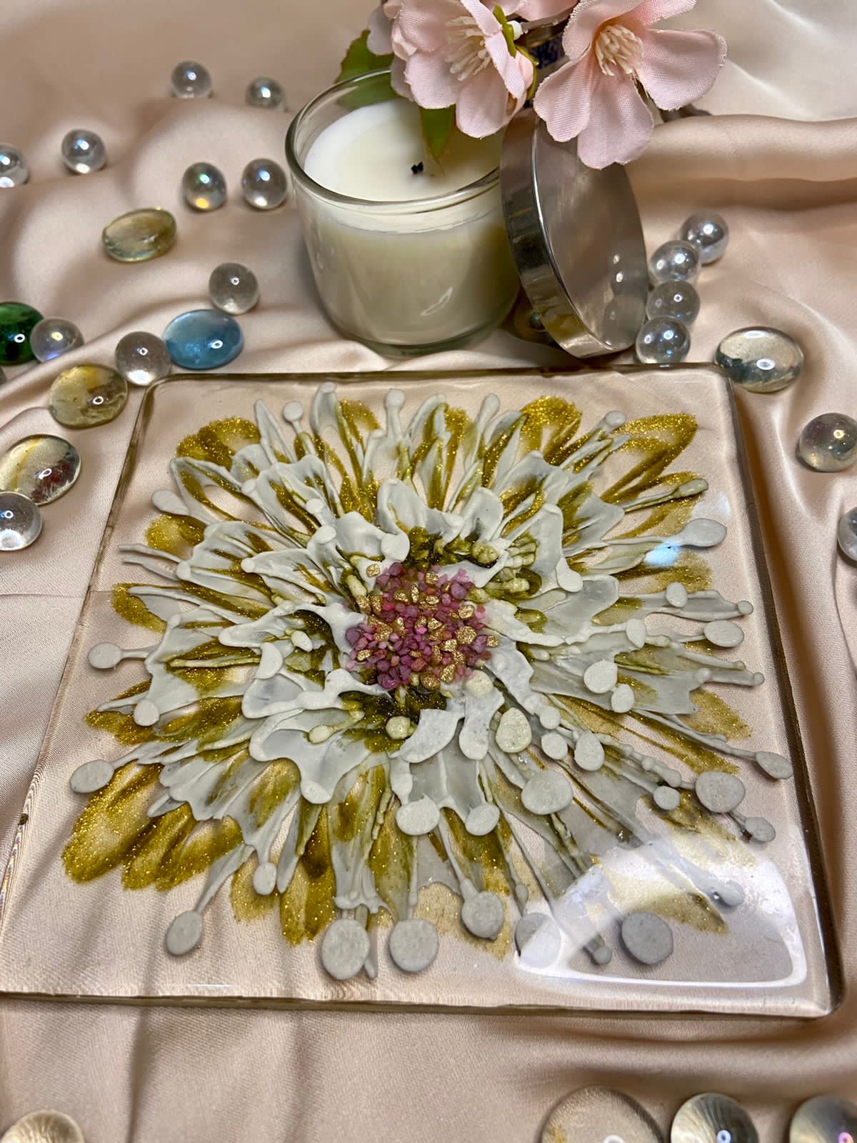 Handmade Resin Art Clear White Gold Flower